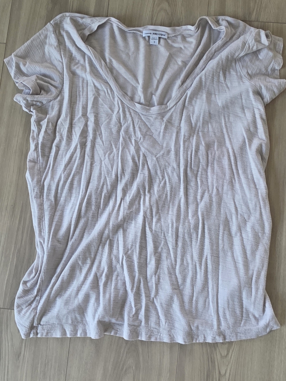James Perse Short Sleeve Scoop Neck Tee in Light Beige